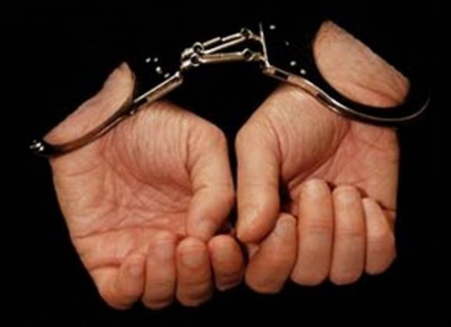 Πλαστά χαρτονομίσματα στις «τσέπες» επιχειρηματιών στη Σάμο