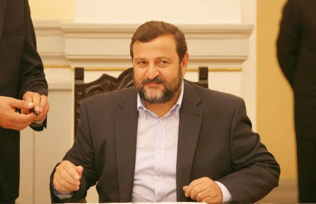 Β. Κεγκέρογλου: Στηρίζω Βενιζέλο