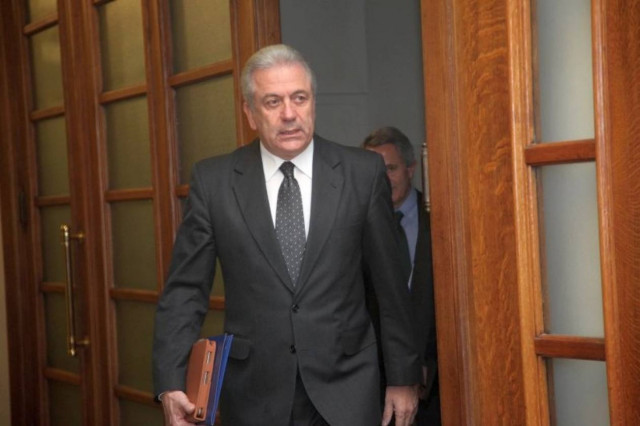 Δ. Αβραμόπουλος: Καμία πληρωμή δεν έγινε για υποβρύχια και φρεγάτες