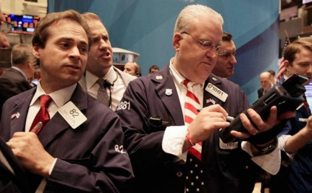 Στο «πράσινο» οι δείκτες στη Wall Street