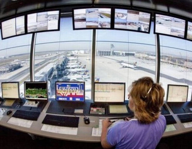 Νομοσχέδιο βάζει "στοπ" στις απεργίες των ελεγκτών της Κύπρου