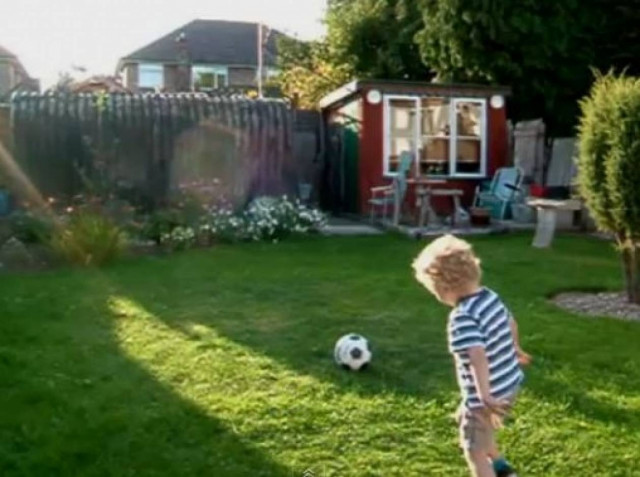 Ο πιτσιρικάς που τα κατέστρεψε όλα με ένα σουτ