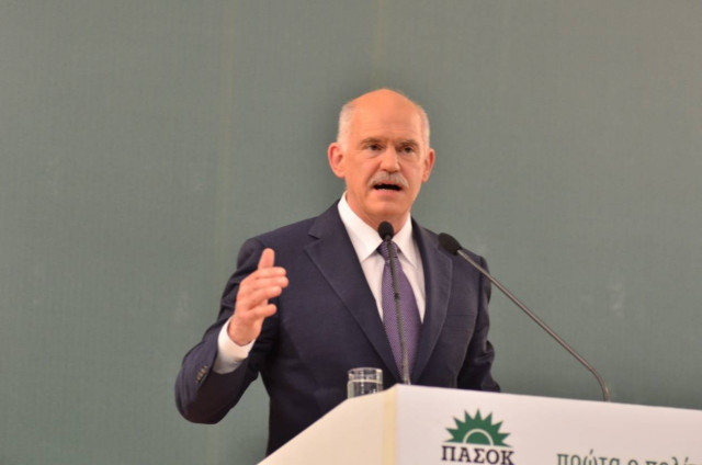 Ο Παπανδρέου για Νταλάρα και Mega!