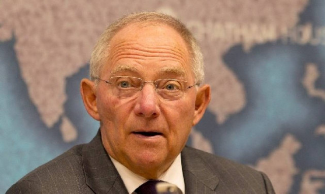 Σόιμπλε: «Δεν είναι υπερβολικές οι θυσίες των Ελλήνων»!