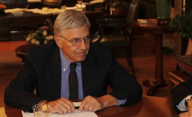 Όχι νέα δάνεια σε κόμματα που χρωστούν