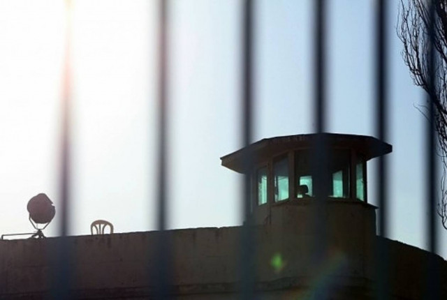 Σε αναστολή άσκησης καθηκόντων σωφρονιστικός υπάλληλος