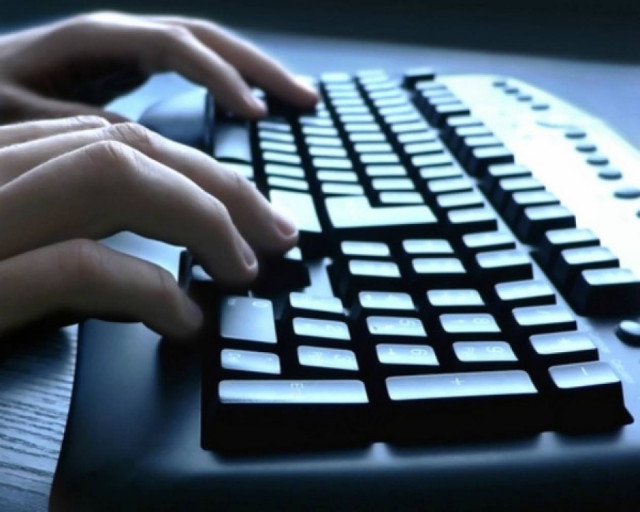 Κι όμως! Πληκτρολογώντας «LOL» νιώθεις χαρούμενος!