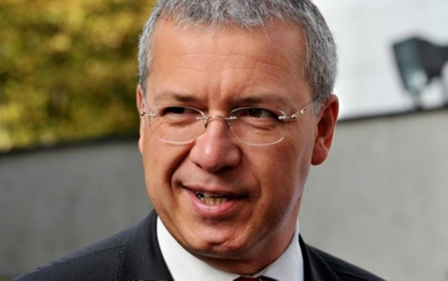 Φέρμπερ: «Παρακινδυνευμένες» οι εκλογές στην Ελλάδα