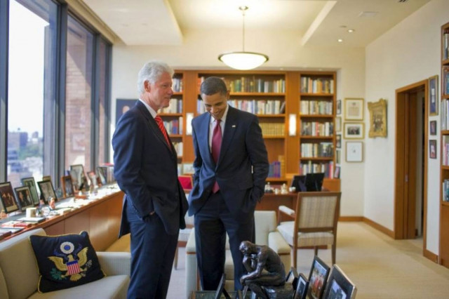 Το εγκώμιο του Ομπάμα πλέκει ο Κλίντον