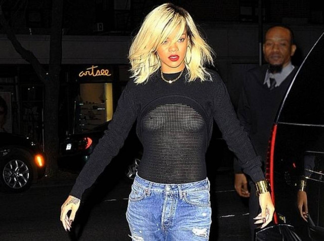 Το στήθος της Rihanna