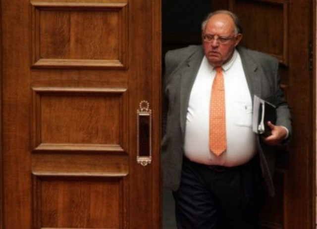 Δείτε γιατί ο Πάγκαλος αποκάλεσε τον… εαυτό του νυχτερίδα!