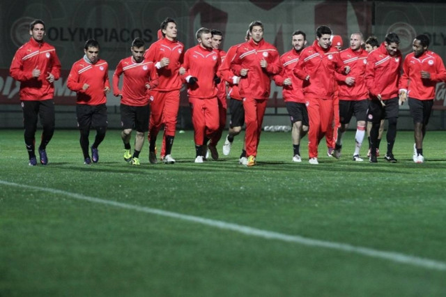 Η αποστολή του Ολυμπιακού με την Μέταλιστ