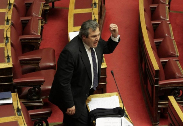 Καμμένος:«Η κυβέρνηση έχει παραιτηθεί από τις γερμανικές αποζημιώσεις»