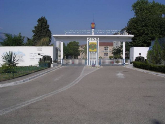 Ανήλικοι μπήκαν σε στρατόπεδο για να κλέψουν!