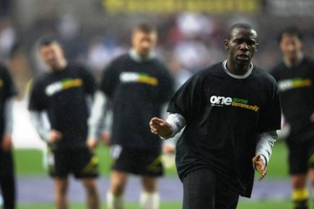 Σοκ στη Μπόλτον, κατέρρευσε ο Μουαμπά!