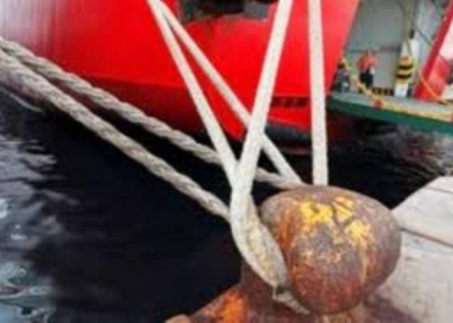 Δεμένα από αύριο τα πλοία