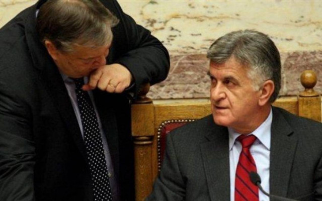 Ο Βενιζέλος όρισε τους κοινοβουλευτικούς εκπροσώπους
