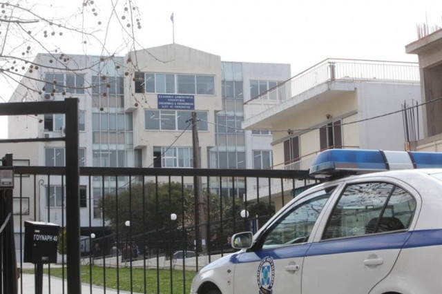 Στον εισαγγελέα ο 70χρονος που εισέβαλε στη ΔΟΥ Αγ. Παρασκευής