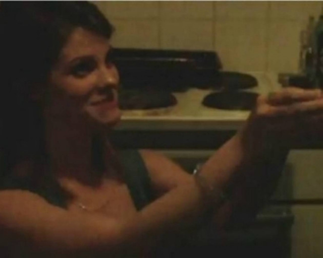 Πώς αντιδρά μια γυναίκα όταν κάνει πρόταση γάμου και «τρώει άκυρο»