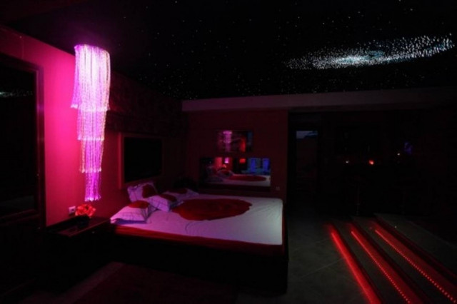 Μαχαίρωσαν καθαρίστρια σε οίκο ανοχής στην Αθήνα