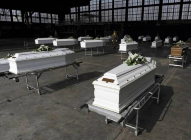 Το τελευταίο «αντίο» στα θύματα του δυστυχήματος