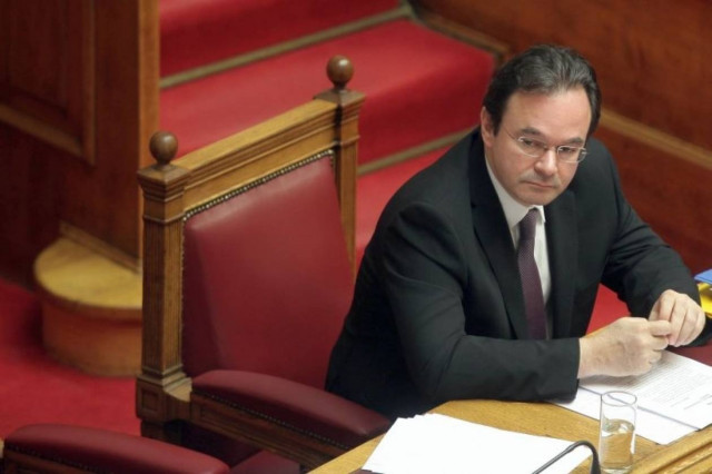 Με την Μέρκελ τα έβαλε ο Παπακωνσταντίνου