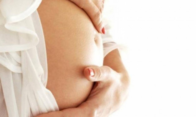 Σοκ – Απήγαγαν έγκυο για να πουλήσουν το παιδί της