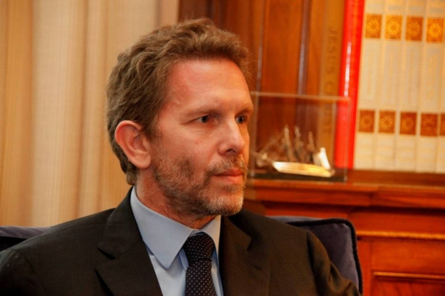 Ντινόπουλος κατά Γερουλάνου για προεκλογικό «μποναμά»