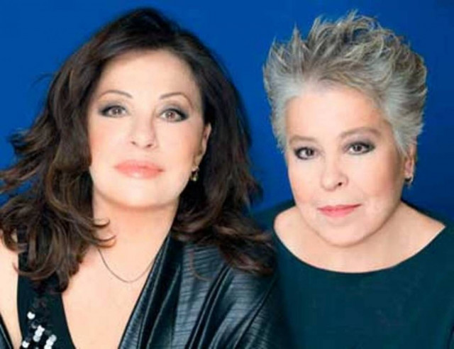 Χάρις Αλεξίου και Δήμητρα Γαλάνη στη Θεσσαλονίκη