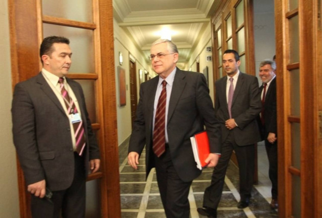 Τι αποφάσισε το Υπουργικό για ταξί και απαλλοτριώσεις