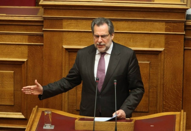 Χρήστος Παπουτσής - ΠΑΣΟΚ (Α' Αθηνών)