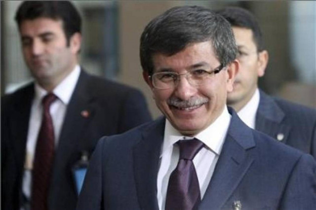 Μια «καθαρή φωνή» για τη Συρία ζητά ο Νταβούτογλου