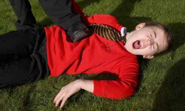 Στο νοσοκομείο 16χρονος μετά από συμπλοκή με συμμαθητές του