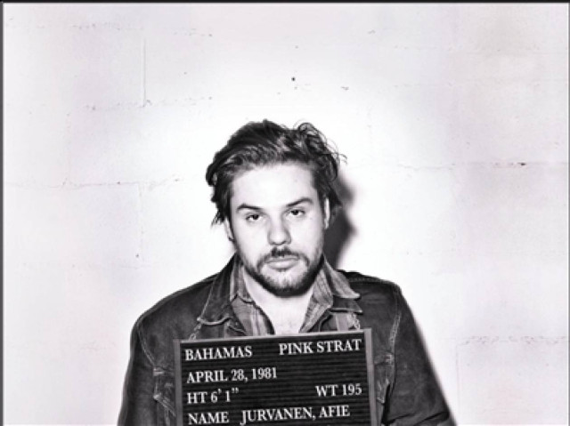 Τι καλύτερο μπορείτε να κάνετε με τις Μπαχάμες, αν δεν έχετε τη δυνατότητα να τα ταξιδέψετε ως εκεί