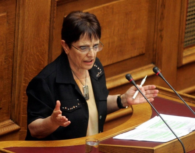 Παπαρήγα: ΠΑΣΟΚ, ΝΔ θέτουν τρομοκρατικά διλήμματα