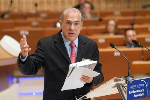 ΟΟΣΑ: Η κρίση χρέους στην ευρωζώνη δεν έχει τελειώσει