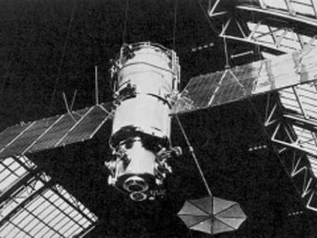 Στην Ανταρκτική έπεσε ρωσικός μετεωρολογικός δορυφόρος