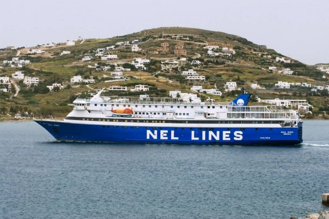 Βλάβη στη μηχανή για το «AQUA JEWEL»