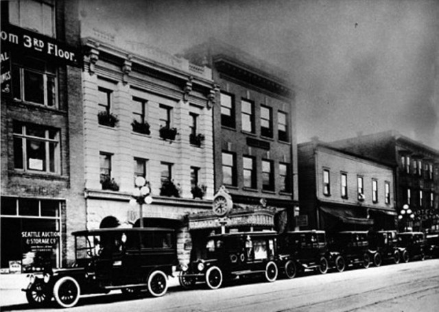 Φαντάσματα στο κελάρι...