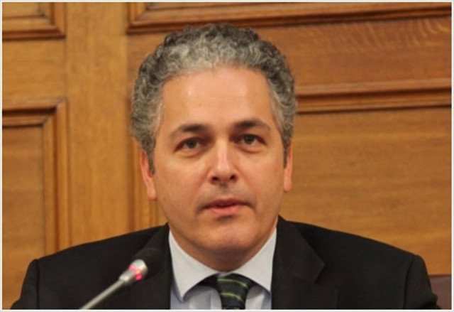 Παρέμβαση Καρτάλη για τις τουριστικές υποδομές στα νησιά