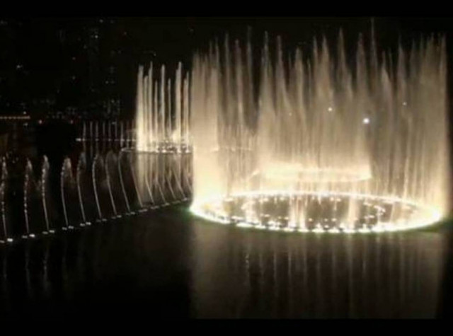 Κατασκευάζουν σιντριβάνι που θα ρέει αλκοόλ