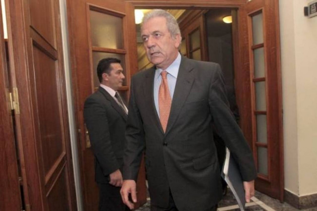 Οι δυο ''πτυχές'' της επίσκεψης Αβραμόπουλου στη Θράκη