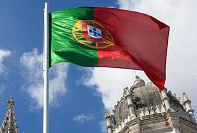 Ξεπέρασε τις προβλέψεις η μείωση του πορτογαλικού ελλείμματος