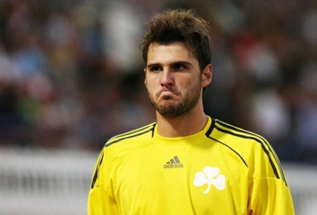 Καρνέζης: «Να κάνουν κάτι οι μέτοχοι...»