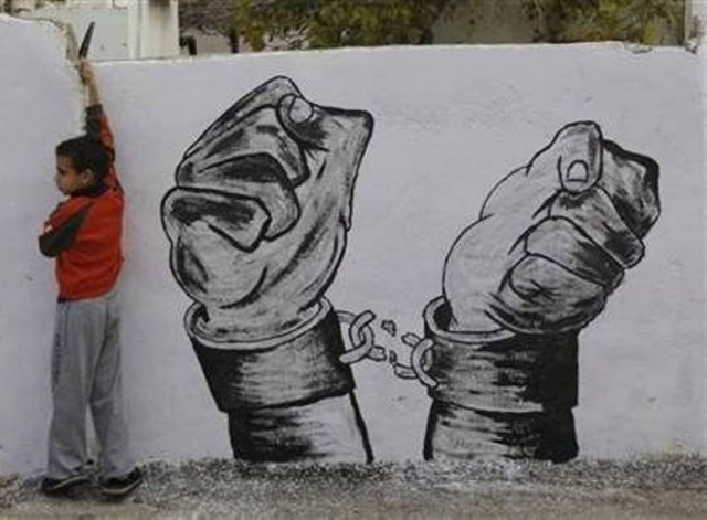 Εξορίστηκε σε αντάλλαγμα της αποφυλάκισής της