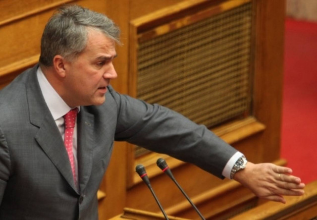 Τι αποσύρει ο Βορίδης στη Βουλή για τα βυτιοφόρα