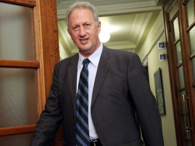 Κ. Σκανδαλίδης: Η κυβέρνηση δεν μπορεί να επιβιώσει άλλο