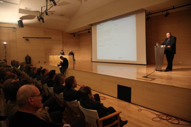 Οι 13 πρωτοβουλίες του Ευάγγελου Βενιζέλου