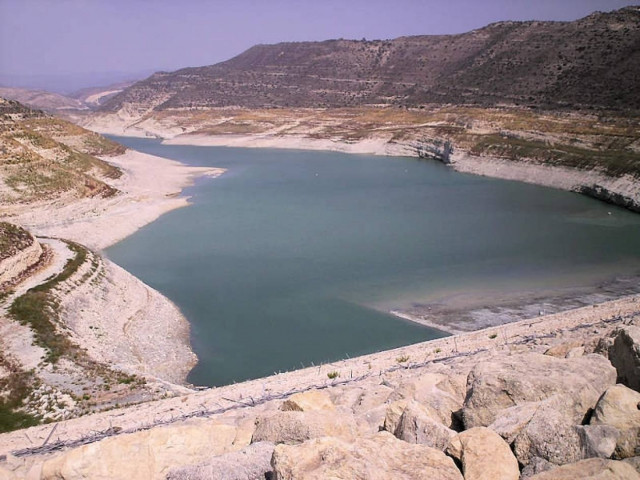 Υπερχείλισε το μεγαλύτερο φράγμα της Κύπρου