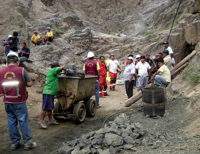 Σε δύο μέρες ο απεγκλωβισμός των μεταλλωρύχων στο Περού